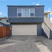 Comfy 2 Bedroom House near LAX, 405 Freeway, Sofi Stadium and Intuit Dome!