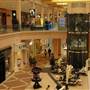 Westfield Fashion Square