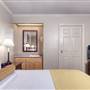 University Park Inn & Suites
