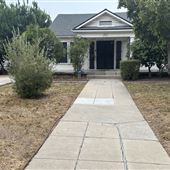 Los Angeles sm-med single family home in Koreatown