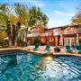 Luxury Malibu Cottage, Heated Pool, Sauna, Gym
