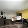 Deluxe Inn Hawthorne