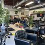 Color Lounge salon