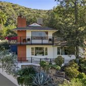 Mediterranean Ranch with multiple looks and Views, Views, Views.