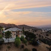 Crown Hill Mansion