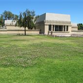 Barnsdale Art Park / Hollyhock House