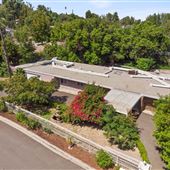 Palomar Residence