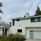 California Modern in Residential Encino Hills