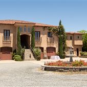 Gershon Bachus Vintners