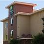Holiday Inn Express & Suites