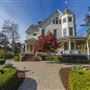 Petaluma Queen Anne Victorian - French House