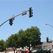 Mission St. between Fair Oaks and Mound Avenue