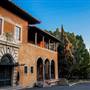 Villa del Sol d'Oro / Alverno Heights Academy