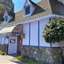 Comedy Chateau