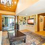 Luxury Malibu Cottage, Heated Pool, Sauna, Gym