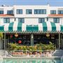 Lafayette Hotel