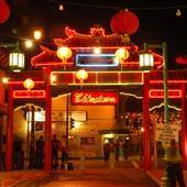 Chinatown - Los Angeles - Historic District - Central Plaza