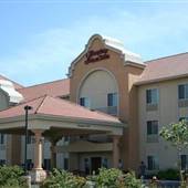 Hampton Inn & Suites