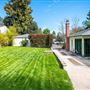 Mid-century, ranch-styled LA suburbs home (The Green House)