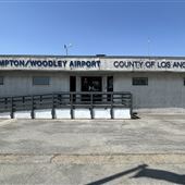 Compton/Woodley Airport