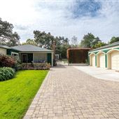 Mid-century, ranch-styled LA suburbs home (The Green House)