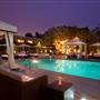 Luxe Sunset Boulevard Hotel