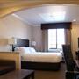 Holiday Inn Express & Suites