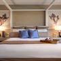 Luxe Sunset Boulevard Hotel