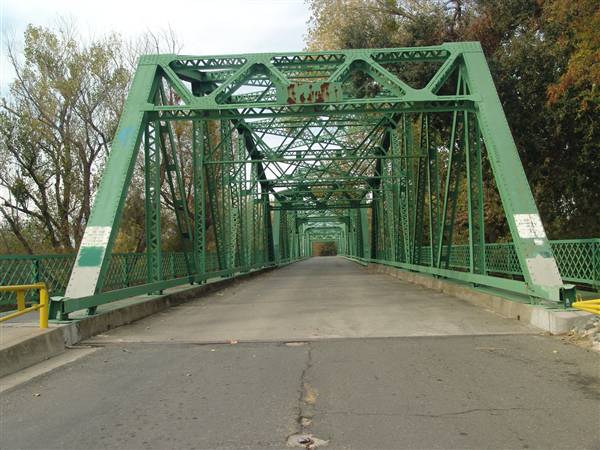 Discovery Park Bridge (1/27/2010 - Credits: Discovery Park Bridge (2))