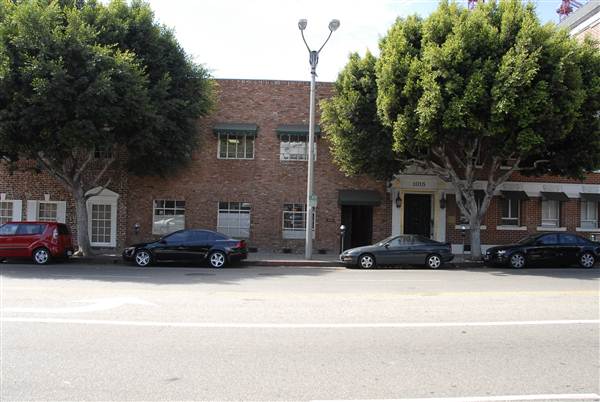 Westwood Village - Gayley Ave. (10/1/2010 - Credits: Errol Reichow)