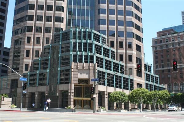 Wilshire Blvd. & Figueroa St. (9/1/2010 - Credits: Lindsay Mizrahi)