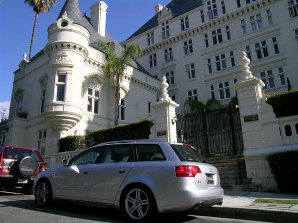 Le Trianon Apartments - French Hollywood (6/9/2011 - Credits: David Golden)