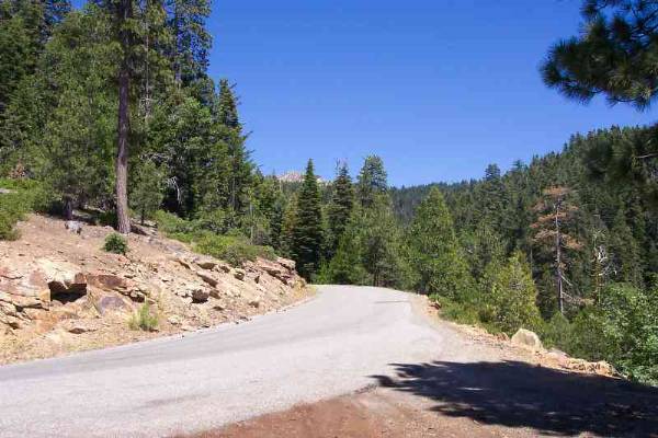 Beasore Road - More Mountain Roads at www.filmyosemite.com (5/31/2009 - Credits: Dave Wolin)