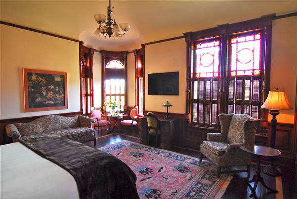 Newhall Mansion (aka Piru Mansion) (5/30/2013)