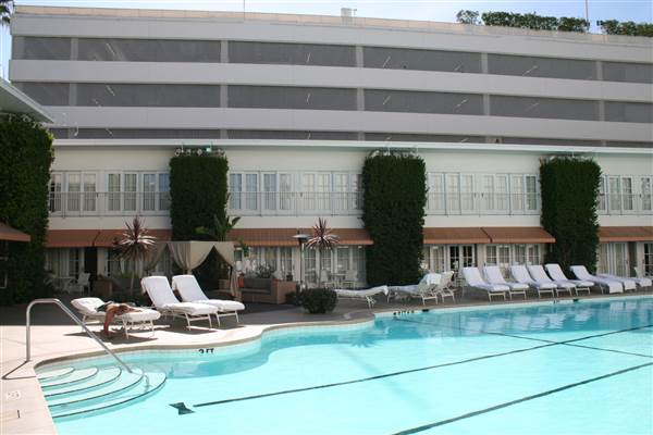 Beverly Hilton Hotel (4/7/2014)