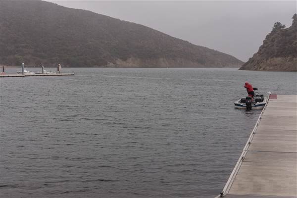 Pyramid Lake (1/26/2015)