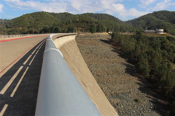Shasta Dam (10/30/2015 - Credits: Jill Naumann)