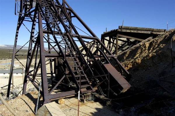 Blue Eagle Mine - Tropico Gold Mine (4/20/2016)
