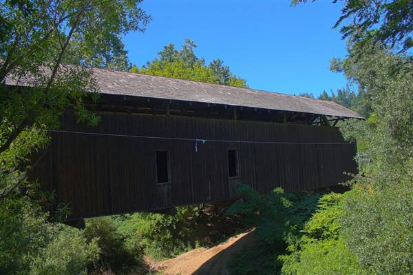 Felton Covered Bridge County Park (8/31/2012 - Credits: By baynk (Own work) [CC BY-SA 3.0 (http://creativecommons.org/licenses/by-sa/3.0)], via Wikimedia Commons)
