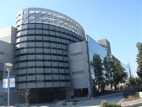 California State University, Fresno (3/23/2011 - Credits: By Nightryder84 (Own work) [CC BY-SA 3.0 (http://creativecommons.org/licenses/by-sa/3.0)], via Wikimedia Commons)