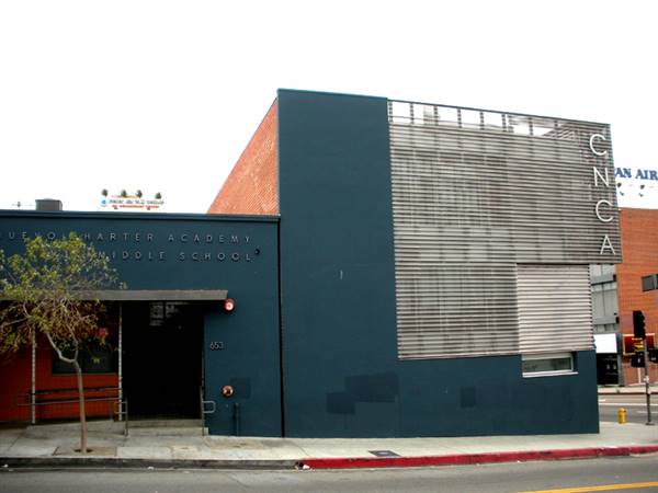 Camino Nuevo Charter Academy (12/1/2008 - Credits: By Ucla90024 (Own work) [CC BY-SA 3.0 (http://creativecommons.org/licenses/by-sa/3.0) or GFDL (http://www.gnu.org/copyleft/fdl.html)], via Wikimedia Commons)
