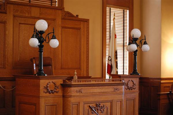 Old Orange County Courthouse (12/28/2009 - Credits: "DSC_0051" by Traci Hall (CC BY-SA 2.0)[https://creativecommons.org/licenses/by-sa/2.0/legalcode]https://www.flickr.com/photos/twobears2/)