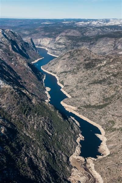Hetch Hetchy Reservoir / O'Shaughnessy Dam (3/21/2014 - Credits: Photo by: California Department of Water Resources)