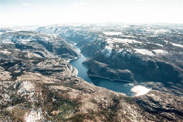Hetch Hetchy Reservoir / O'Shaughnessy Dam (3/21/2014 - Credits: Photo by: California Department of Water Resources)