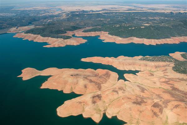 Lake Oroville State Recreation Area (SRA) (9/18/2015 - Credits: Photo by: California Department of Water Resources)
