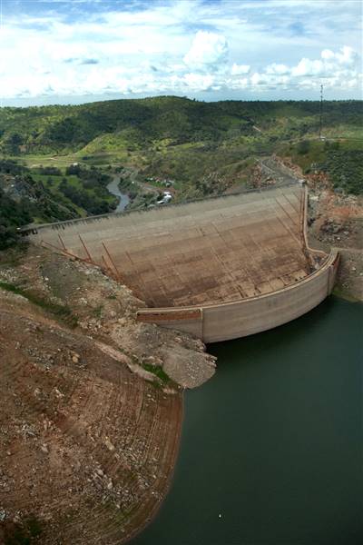 Lake McClure & Barrett Cove Recreation Area (3/2/2015 - Credits: Photo courtesy of California Department of Water Resources)