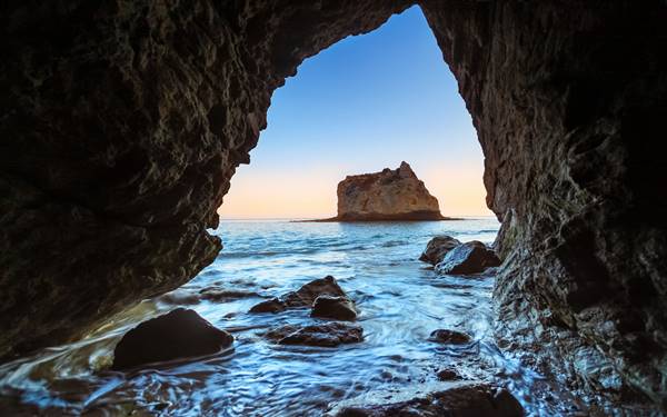 Channel Islands National Park - Santa Cruz Island (4/27/2013 - Credits: "Willows Cave, Santa Cruz Island, California" by Dhilung Kirat (CC BY-NC 2.0)[https://creativecommons.org/licenses/by-nc/2.0/legalcode]https://www.flickr.com/photos/dhilung/)
