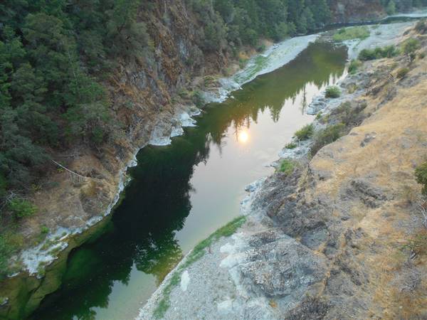 Standish-Hickey State Recreation Area (SRA) (10/4/2015 - Credits: "Eel River has lots of Algae" by Robert Ashworth (CC BY 2.0)[https://creativecommons.org/licenses/by/2.0/legalcode]https://www.flickr.com/photos/theslowlane/)