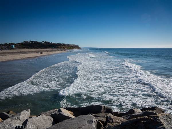 South Carlsbad State Beach (SB) (12/29/2014 - Credits: "South Carlsbad State Beach" by Tim Buss (CC By 2.0)[https://creativecommons.org/licenses/by/2.0/legalcode]https://www.flickr.com/photos/timbuss/)