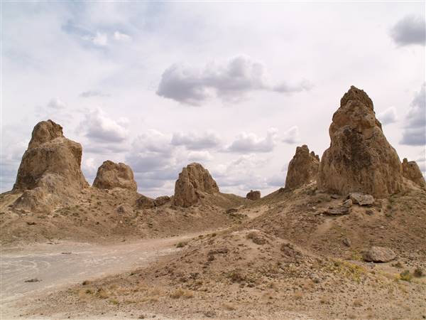 Trona Pinnacles - Ridgecrest District - Bureau of Land Management (BLM) (4/10/2009 - Credits: "Trona Pinnacles" by Amanda Scheliga (CC BY-NC-ND 2.0)[https://creativecommons.org/licenses/by-nc-nd/2.0/legalcode]https://www.flickr.com/photos/verismovita/)